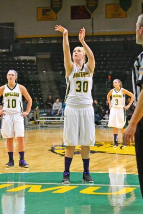 Nea Makela helps lead the 'Cats to victory