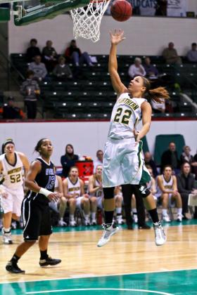 Senior guard Chelsea Lyons.