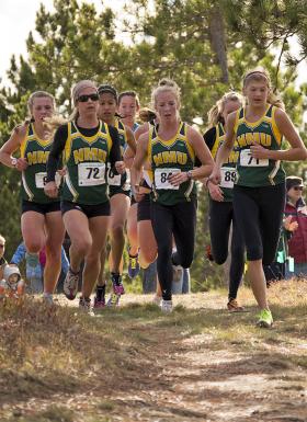 A pack of NMU runners.