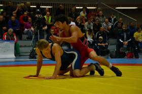 Nowry attacks from par terre position