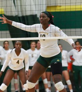 Senior Jasmine Calhoun.