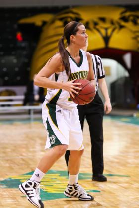 Senior forward Hillary Bowling