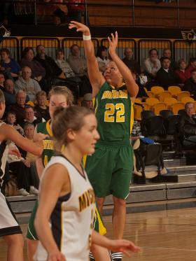 Chelsea Lyons shoots a jumper.