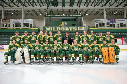Men's Ice Hockey Team Photo
